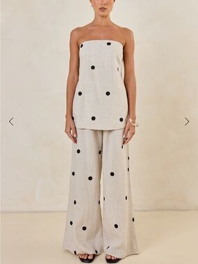 Strapless Polka Dot Wide-Leg Set in Beige and Black